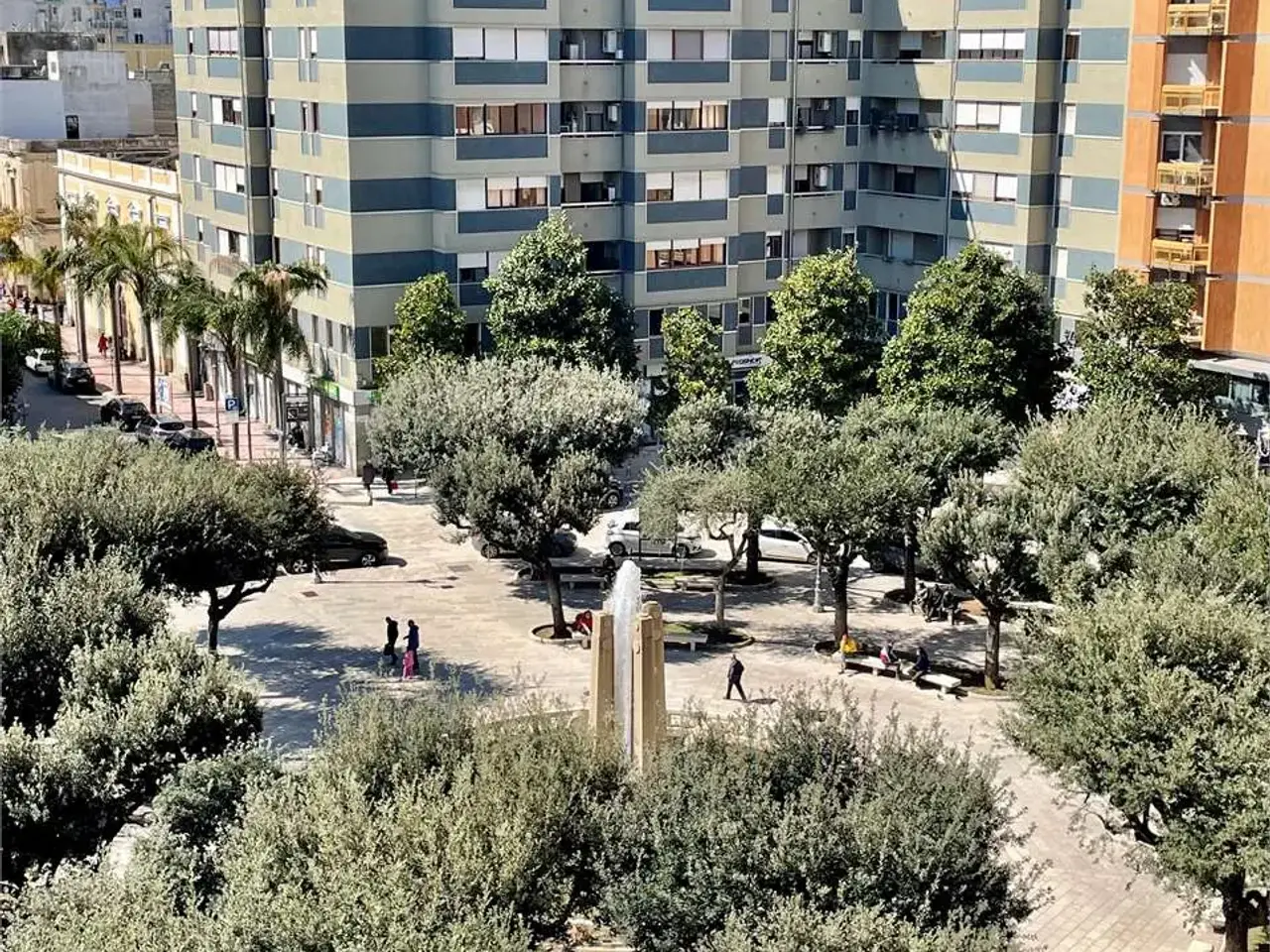 Ufficio in Piazza Cairoli, 29, 72100 Brindisi, Brindisi, {3} - Foto 1