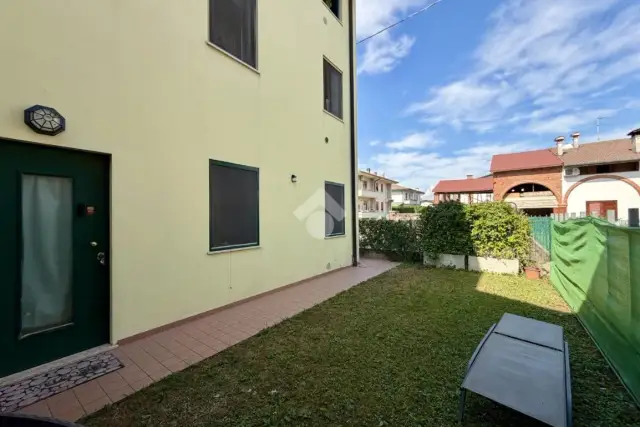 insertion image