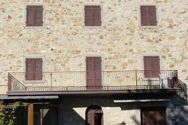 Terraced house in Strada Comunale Banzena, Bibbiena - Photo 1