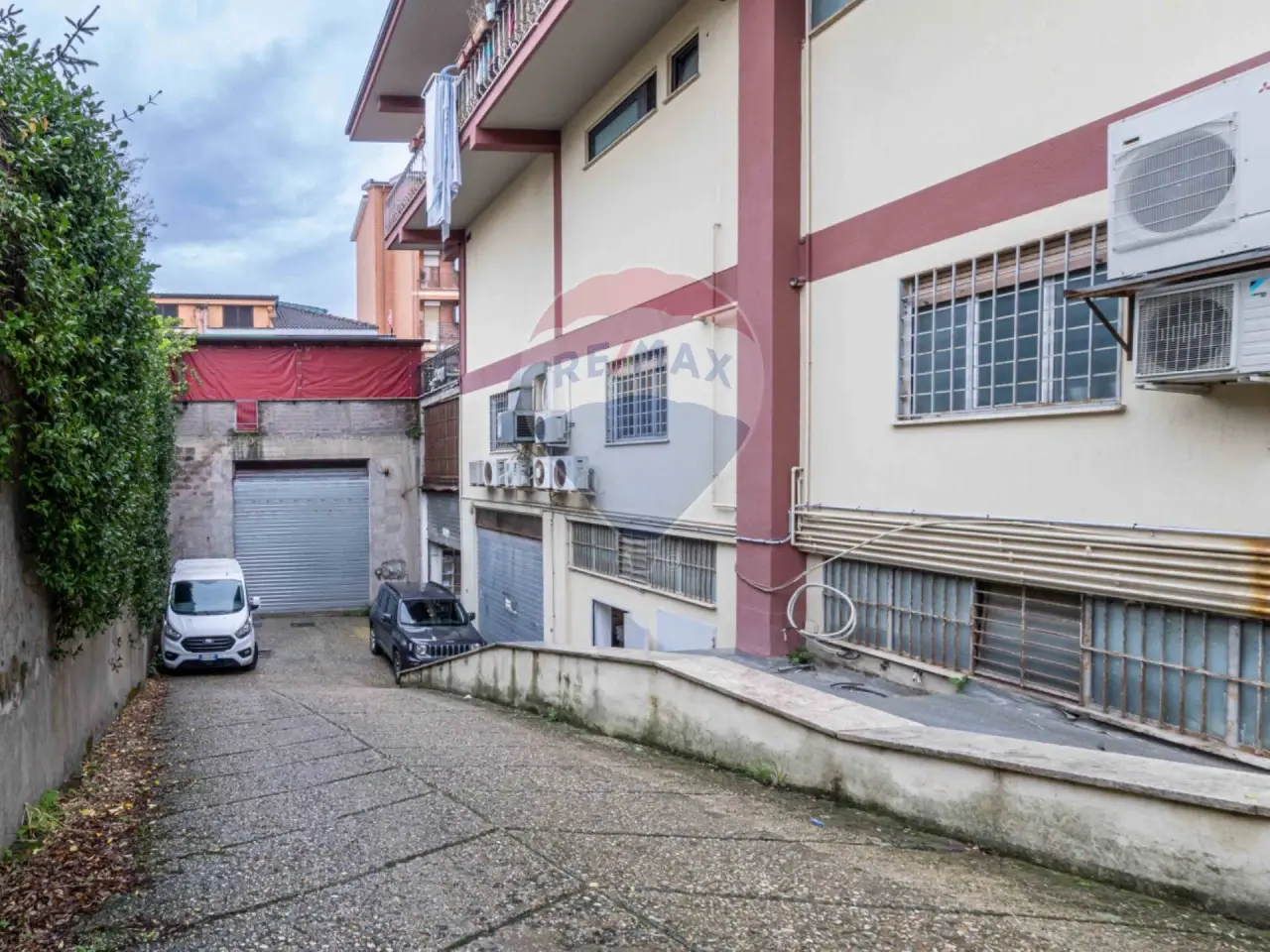 Negozio in Via Pantano 10, Guidonia Montecelio, {3} - Foto 1