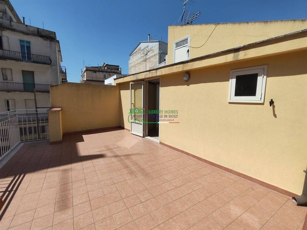 casa indipendente in vendita a Ragusa in zona Ibla