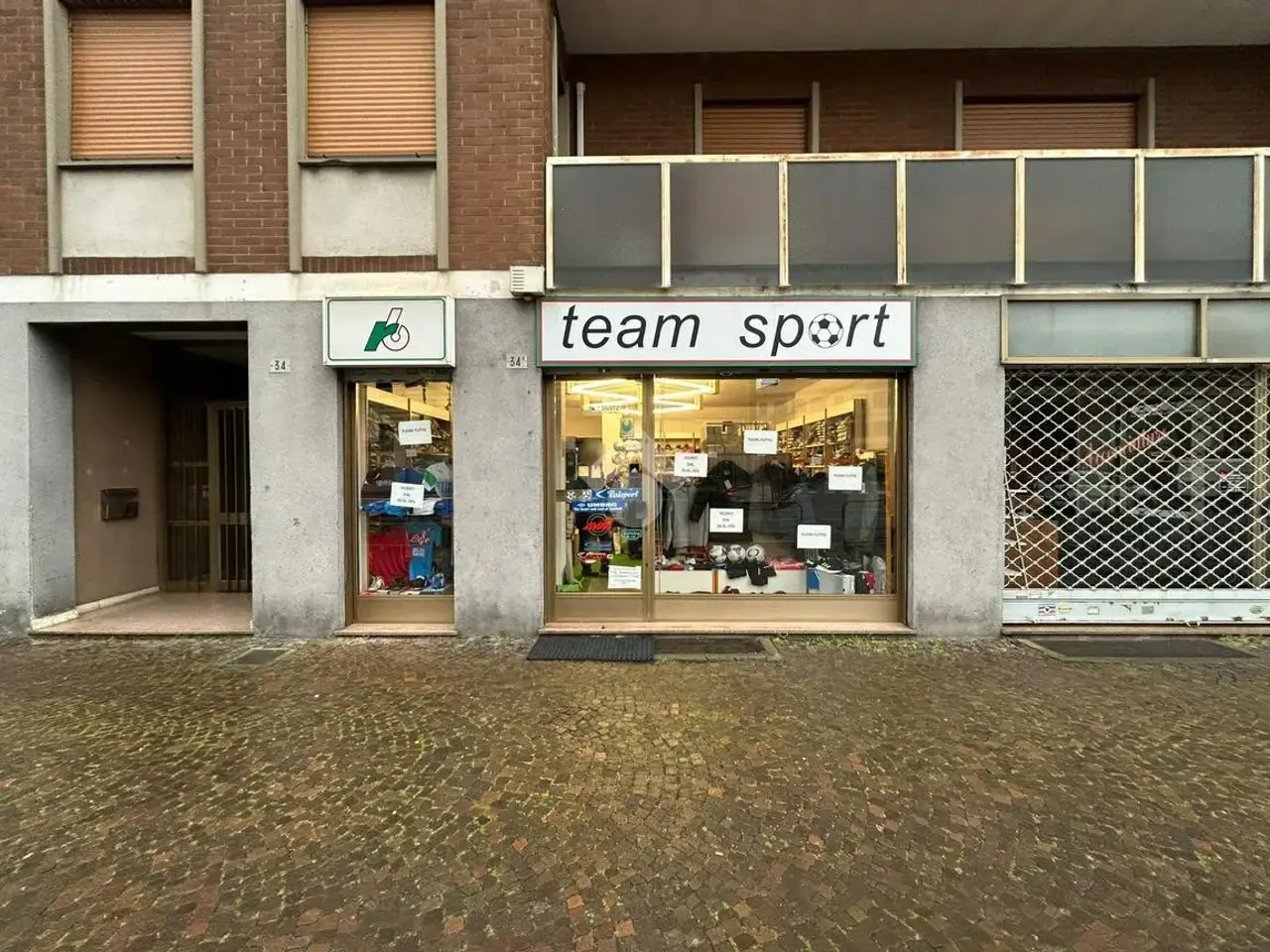 Negozio in Corso Vercelli 35, Ivrea, {3} - Foto 1