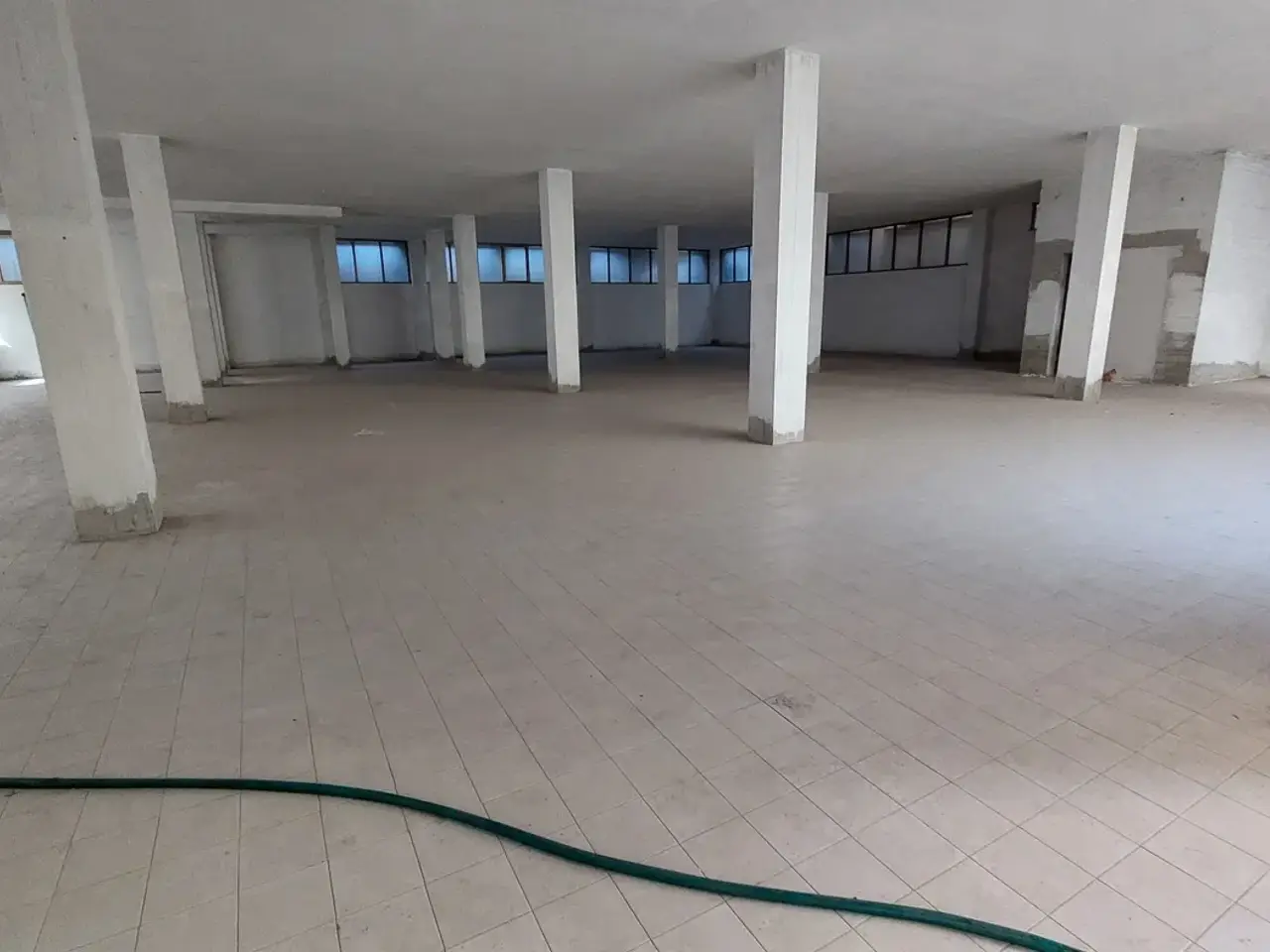 Magazzino in Via Europa, Grosseto, {3} - Foto 2