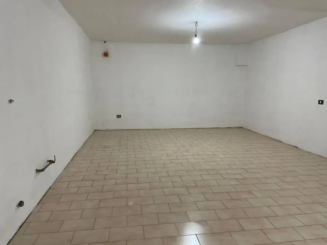 Parcheggio chiuso in Via della Repubblica, Belvedere Marittimo, {3} - Foto 1