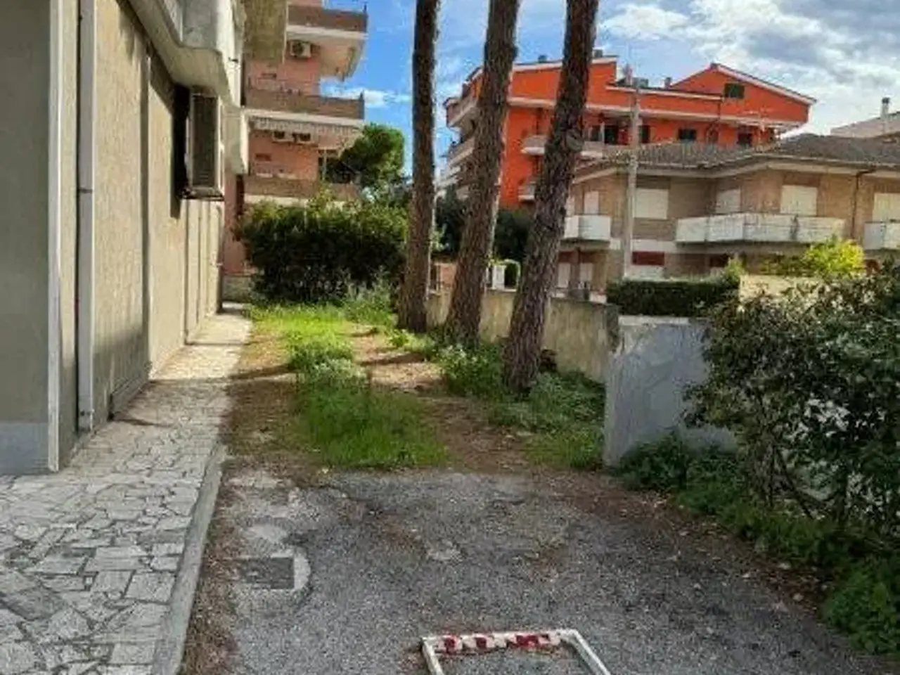 Negozio in Via Trieste, Alba Adriatica, {3} - Foto 2