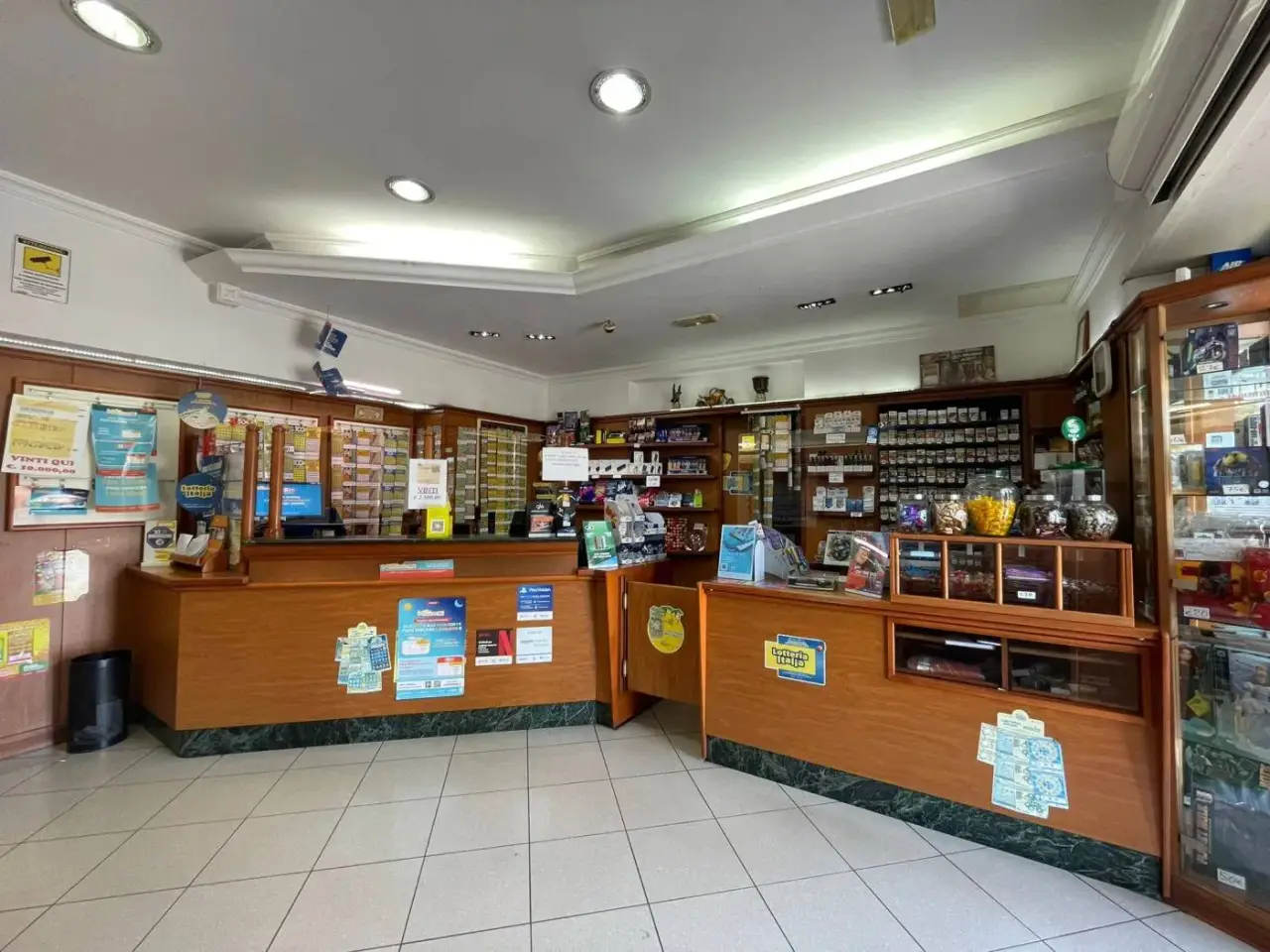 Locale commerciale in Via Borgo San Domenico 151, Isola del Liri, Frosinone, Isola Del Liri, {3} - Foto 1