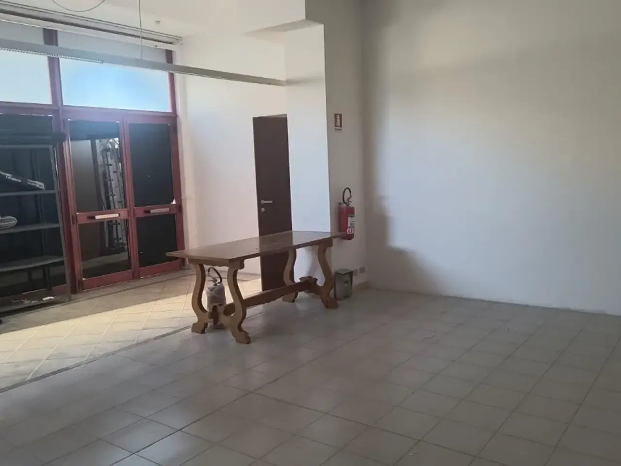 Palazzina commerciale in , Empoli, {3} - Foto 1