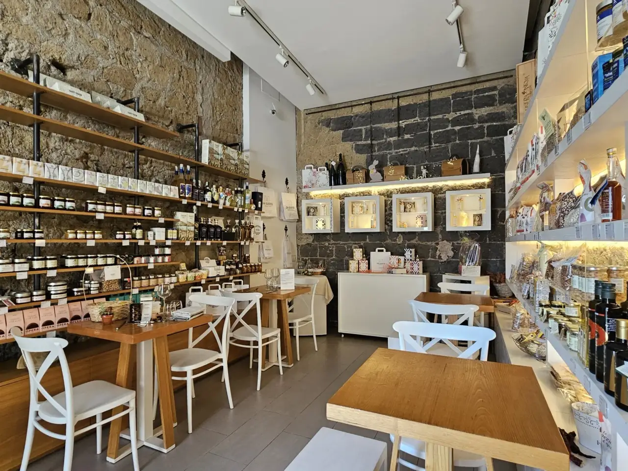 Negozio in Via Porto  122, Salerno, {3} - Foto 1