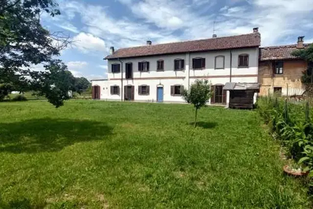 Country house or cottage in {3}, Viale Gian Galeazzo Sforza - Photo 1