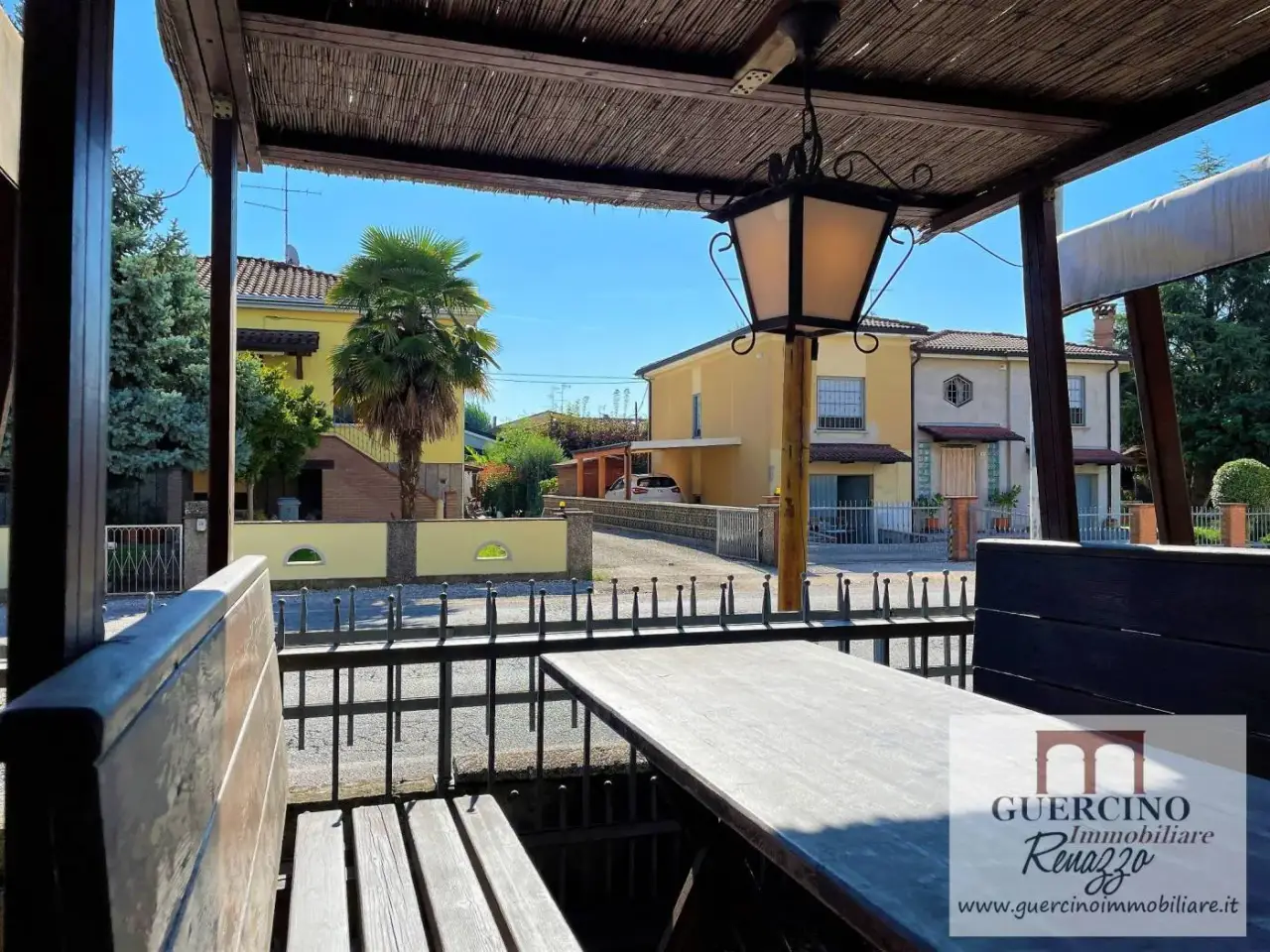 Locale commerciale in Via di Renazzo 99, Cento, Cento, {3} - Foto 1