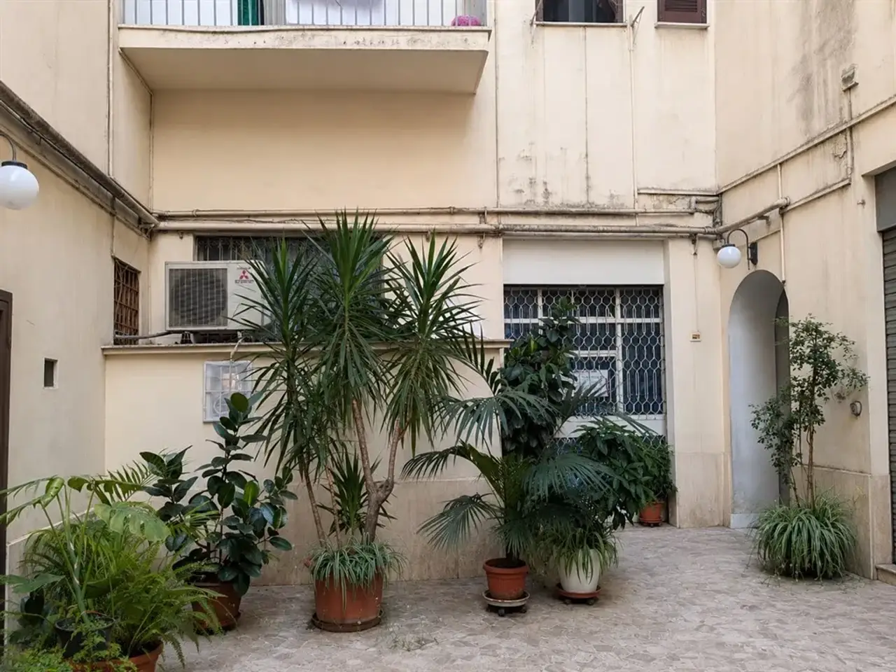 Magazzino in , Roma, {3} - Foto 1