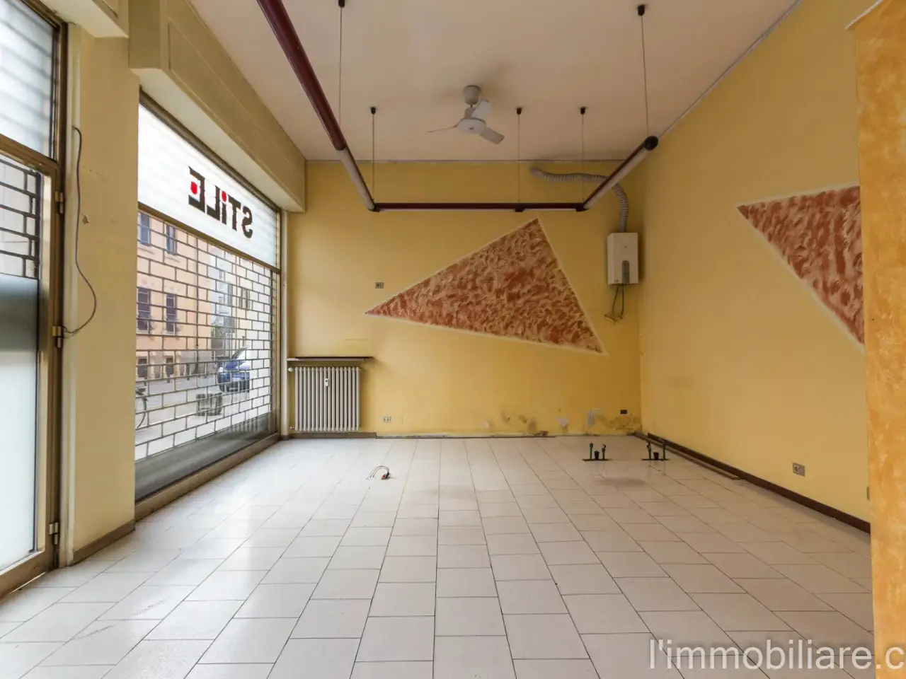 Negozio in Via Monte Nero 6, Verona, {3} - Foto 2