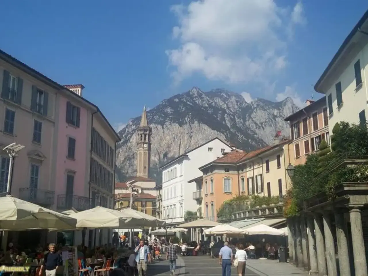 Ristorante in Piazza 20 Settembre, 23900 Lecco
, Lecco, {3} - Foto 1