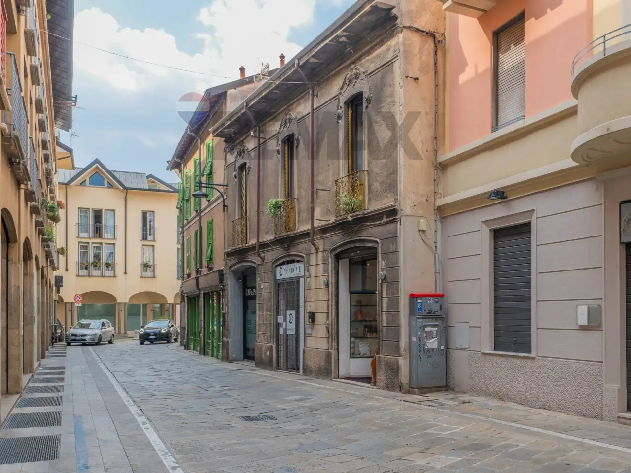 Negozio in Via Matteotti 4, Busto Arsizio, {3} - Foto 2