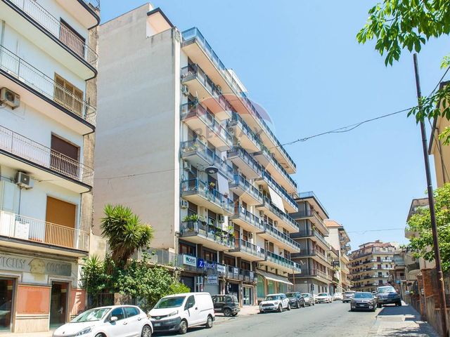 Appartamento in Via E. Bellia 242, Paternò - Foto 1