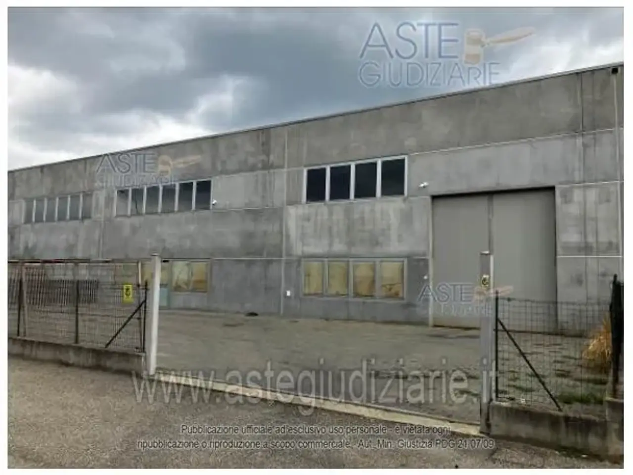Fabbricato misto in Via Quarto Inferiore, 284, 14100 Asti At, Italia 284, Asti, {3} - Foto 1