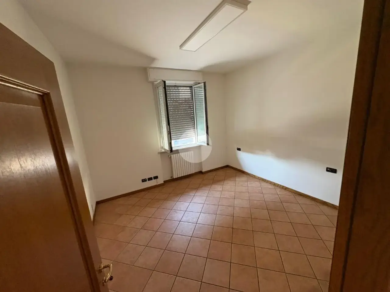 Negozio in Via Gianbattista Moroni, Bergamo, {3} - Foto 2