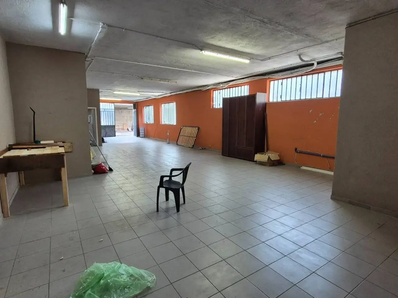 Magazzino in Via Onorevole Giovanni Gasparoli 88, Cassano Magnago, {3} - Foto 1