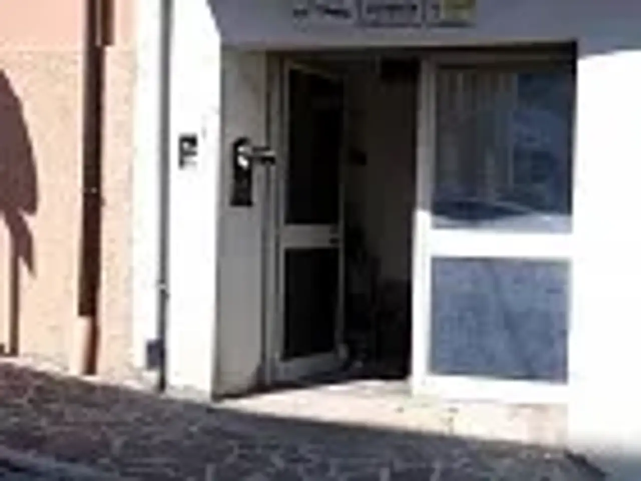 Negozio in Via del Tricalle - Chieti (Ch), Chieti, {3} - Foto 1