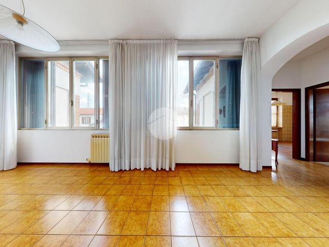 3-room flat in Via Meredo 1, Seregno - Photo 1