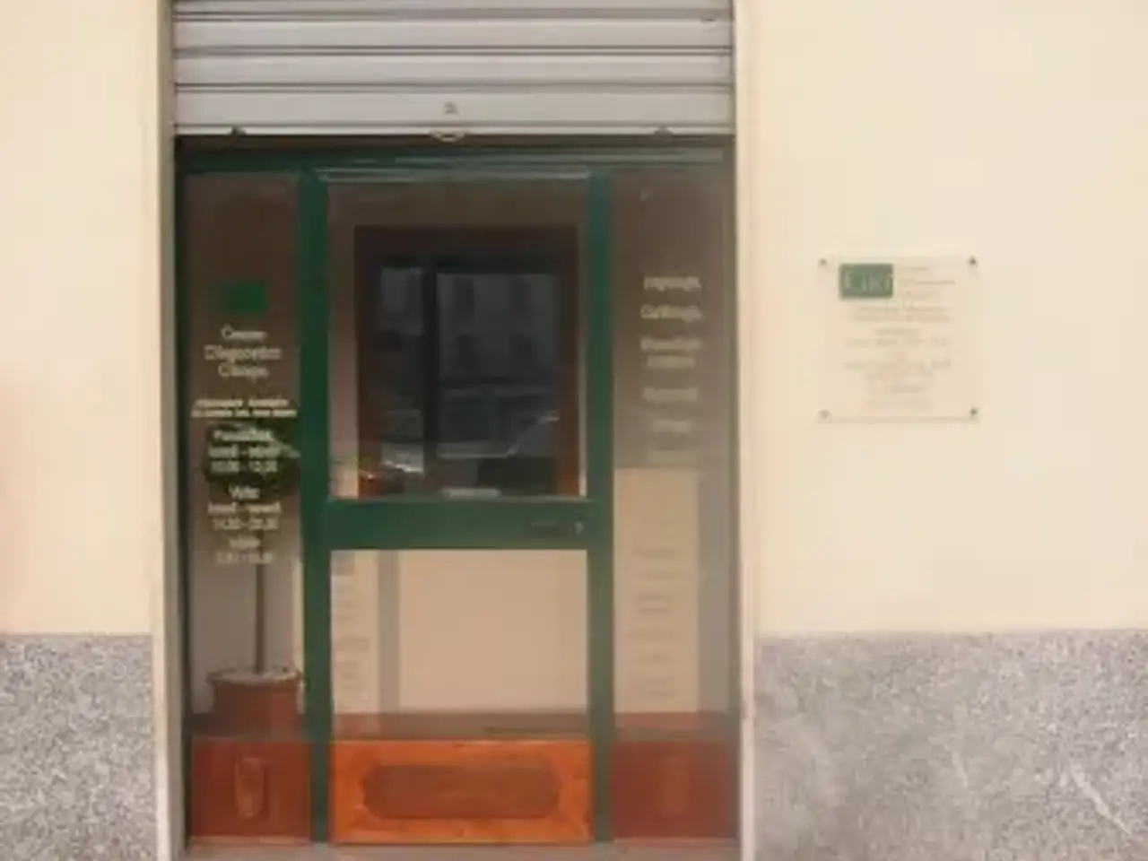 Ufficio in Piazza Camillo Benso di Cavour, Casteggio, {3} - Foto 2