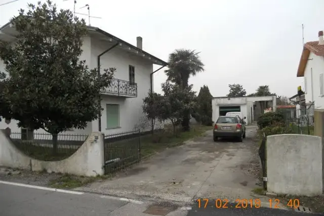 insertion image
