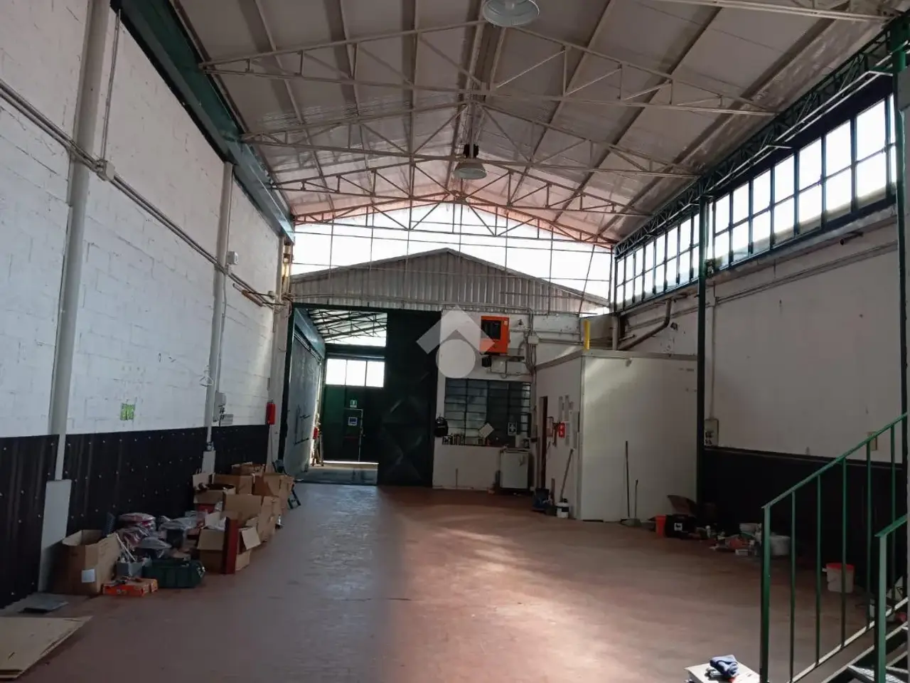 Capannone in Via Parabiago 225, Busto Garolfo, {3} - Foto 1