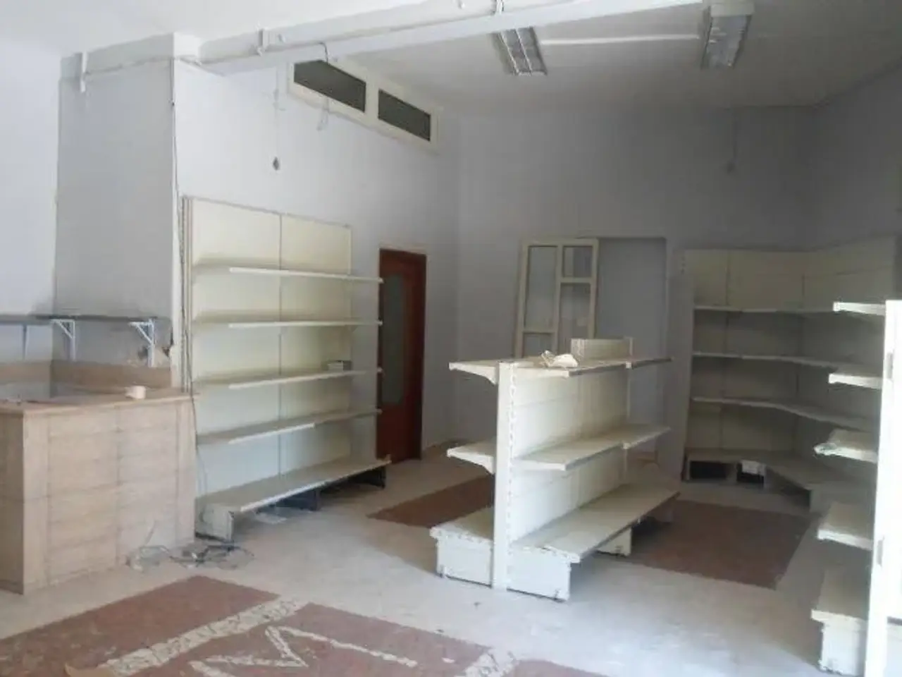 Locale commerciale in Via San Rocco, Marano Di Napoli, {3} - Foto 2