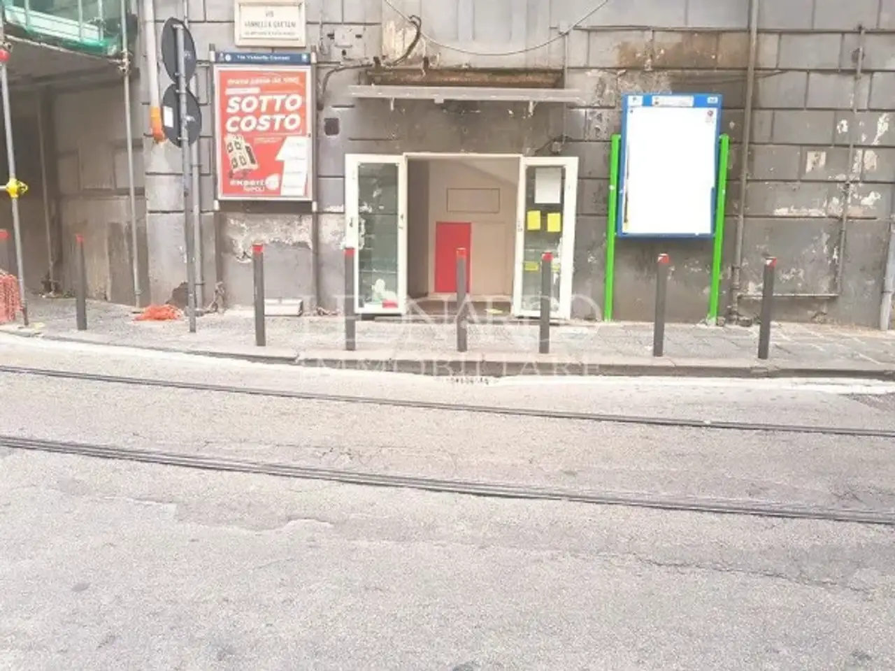 Negozio in Via Vannella Gaetani, Napoli, {3} - Foto 2