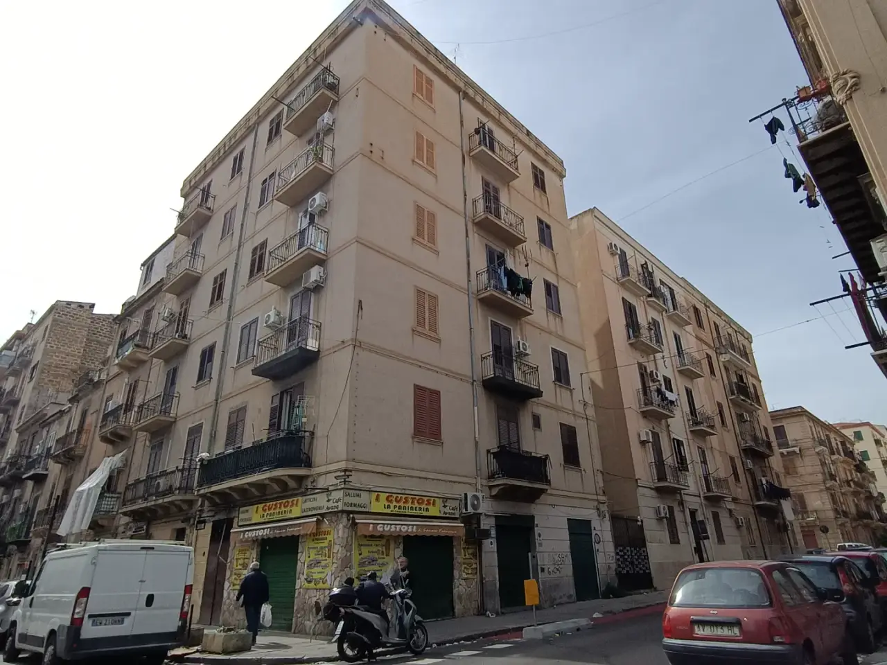 Negozio in Via Vincenzo Mortillaro 22, Palermo, {3} - Foto 1