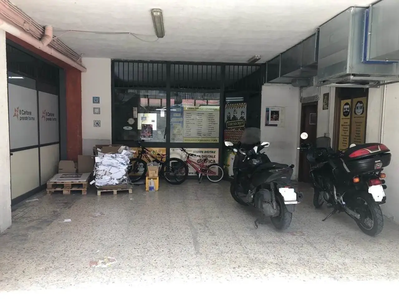 Laboratorio in , Palermo, {3} - Foto 1