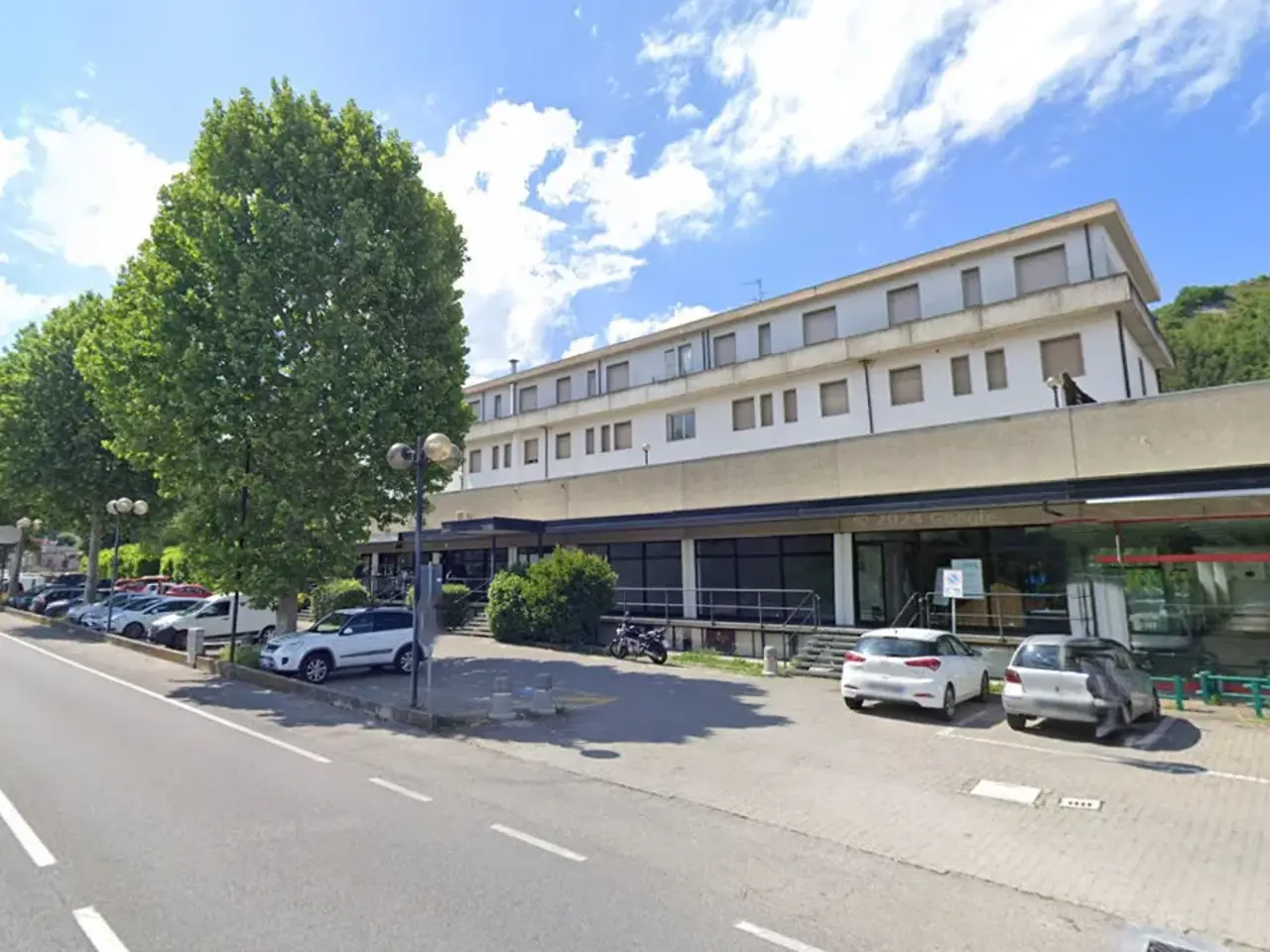 Palazzina commerciale in Via Porrettana Sud 36, Marzabotto, {3} - Foto 1