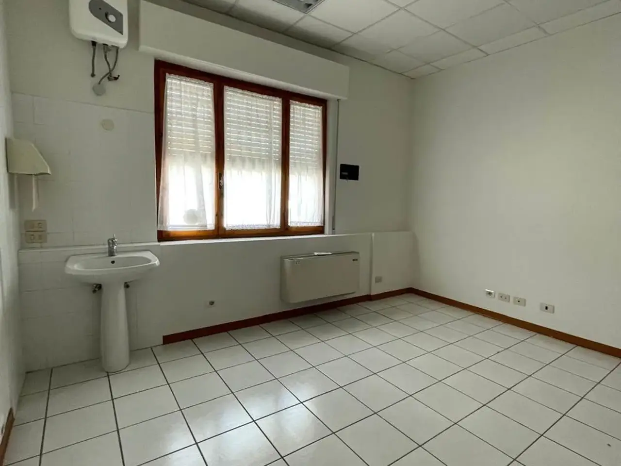 Ufficio in Via II Giugno, 33/a, Certaldo, Firenze, Certaldo, {3} - Foto 1