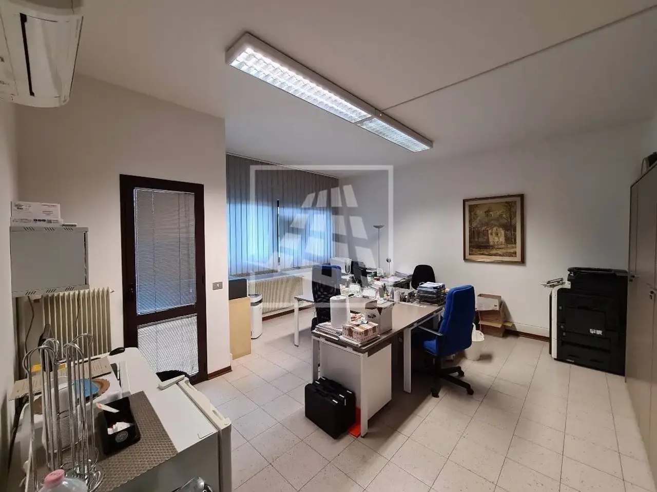 Negozio in Via Gaetano Filangeri 5, Reggio Emilia, {3} - Foto 2