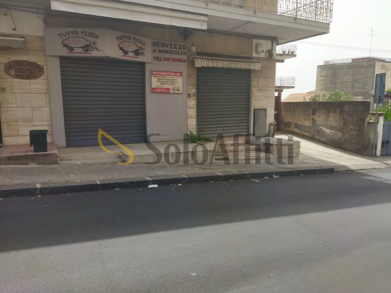 Negozio in Via Madonna delle Lacrime 9, San Giovanni La Punta, {3} - Foto 1
