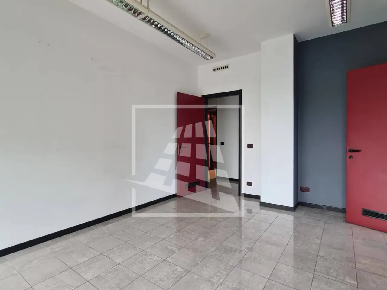 Ufficio in Via Bernardino Zacchetti 6, Reggio Emilia, {3} - Foto 1
