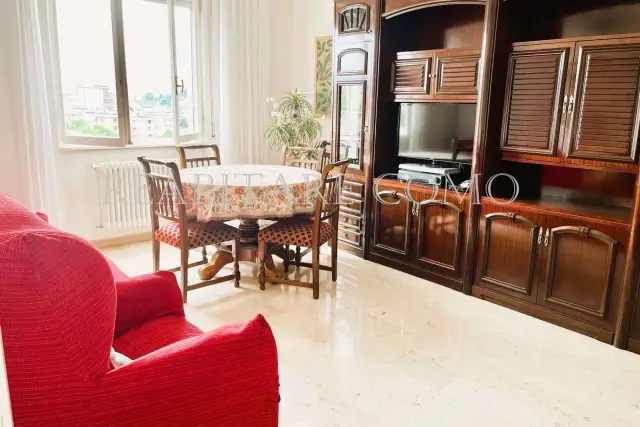 3-room flat, Lipomo - Photo 1