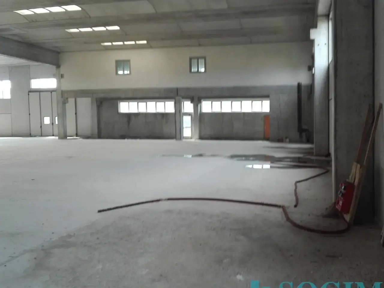 Capannone in Viale delle Industrie, Dairago, {3} - Foto 1