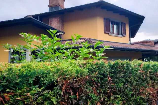 Villa in Via Aldo Moro 2, Fiorano al Serio - Foto 1