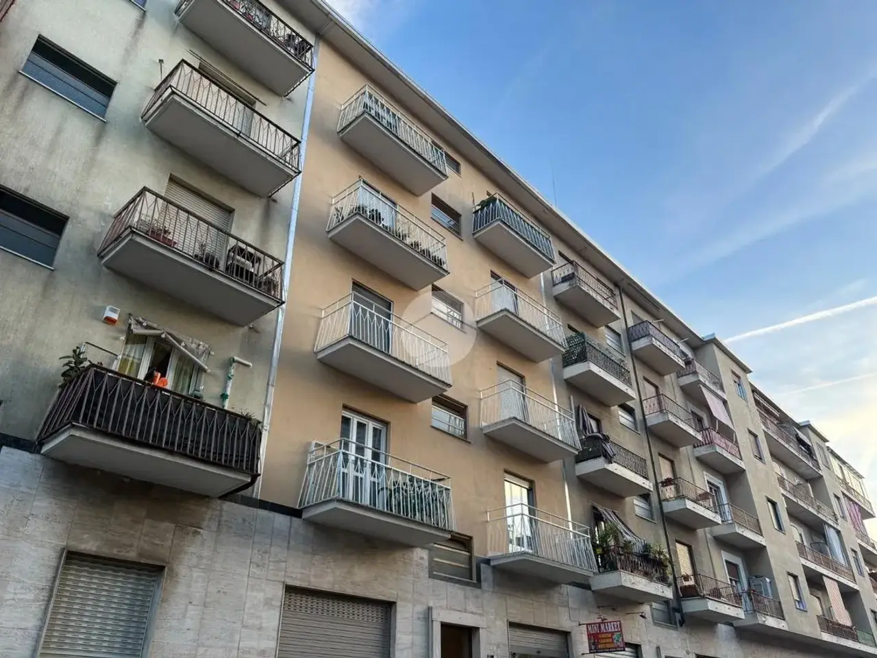 Negozio in Via Bonzo 15, Torino, {3} - Foto 2