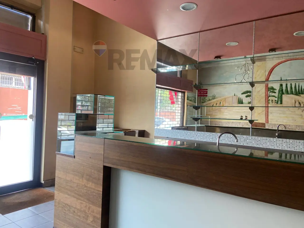 Negozio in Via Genova 104, Legnano, {3} - Foto 2