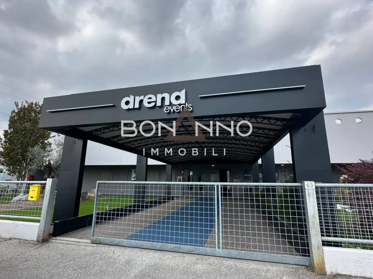 Esercizio commerciale in Via Staizza 63, Castelfranco Veneto, {3} - Foto 1