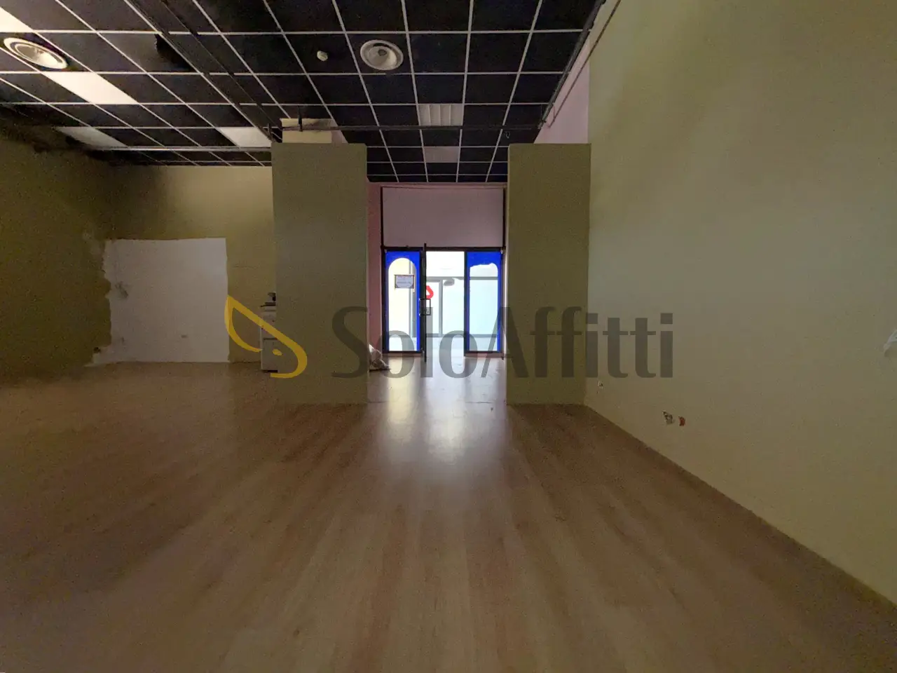 Negozio in , Catanzaro, {3} - Foto 2