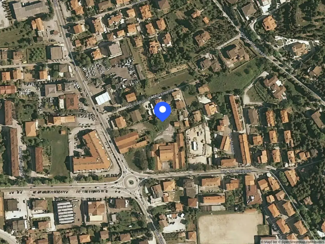 Fabbricato misto in Via Flaminia, N. Snc, Gualdo Tadino, {3} - Foto 1