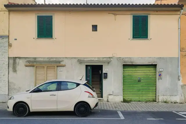 Attached house, Collesalvetti - Photo 1