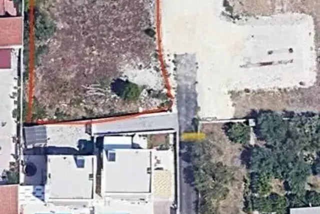 Building land in Via Pasquale Salibra, Siracusa - Photo 1