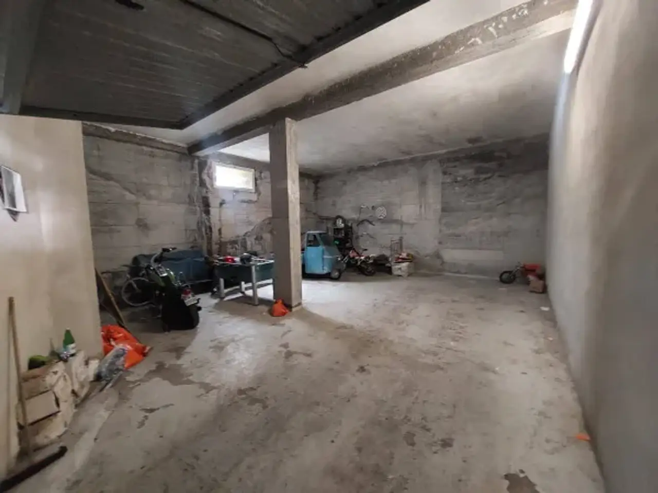 Magazzino in Via Urivei 20, Toirano, {3} - Foto 1