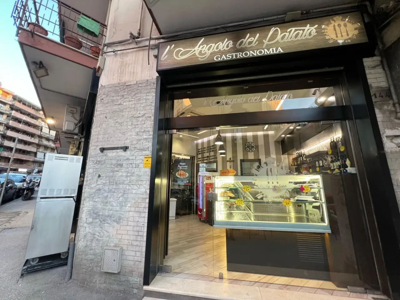 Gastronomia in Via Adolfo Omodeo 1, Napoli, {3} - Foto 2