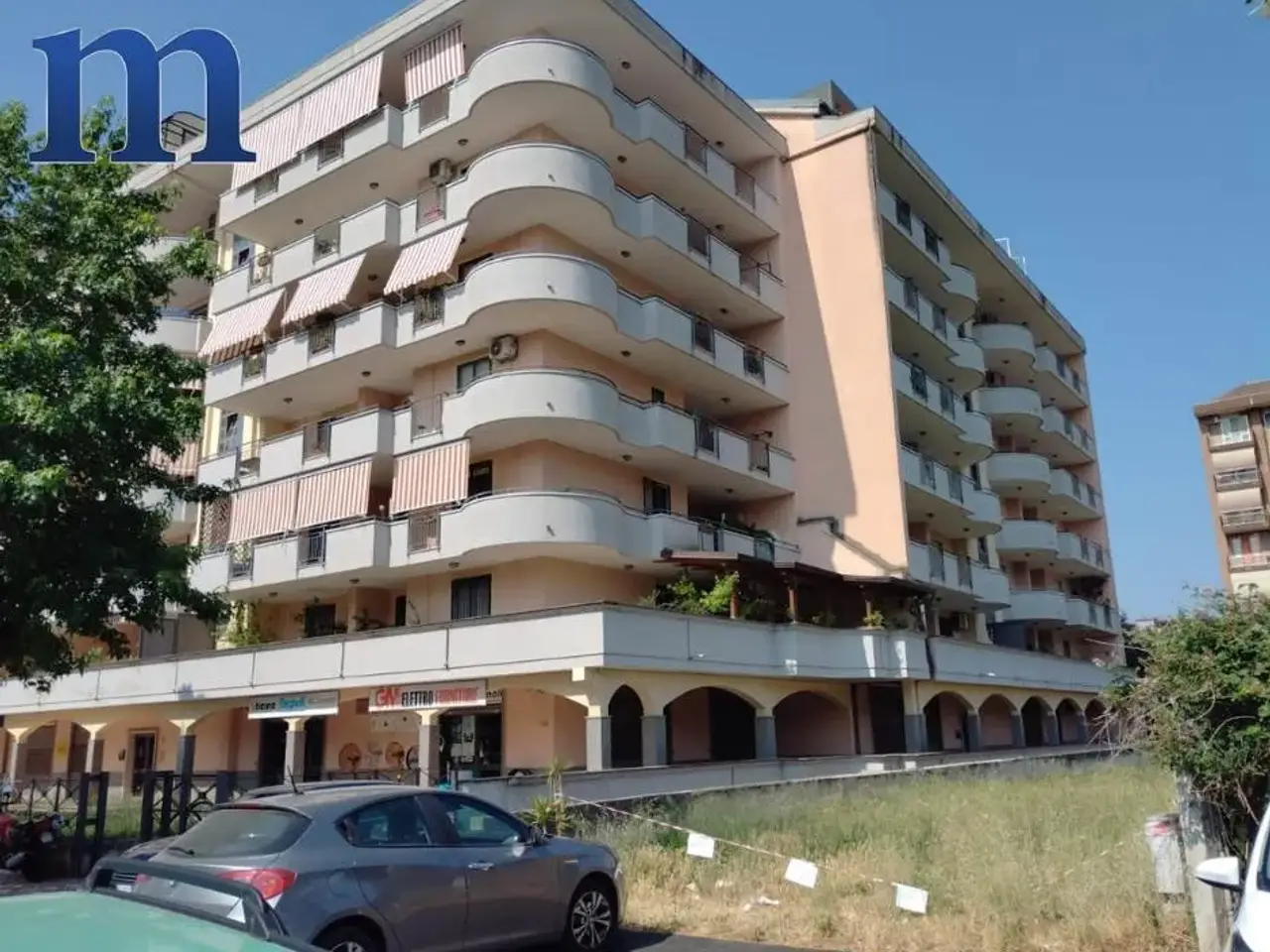 Negozio in Via Boccardo, Santa Maria Capua Vetere, {3} - Foto 1
