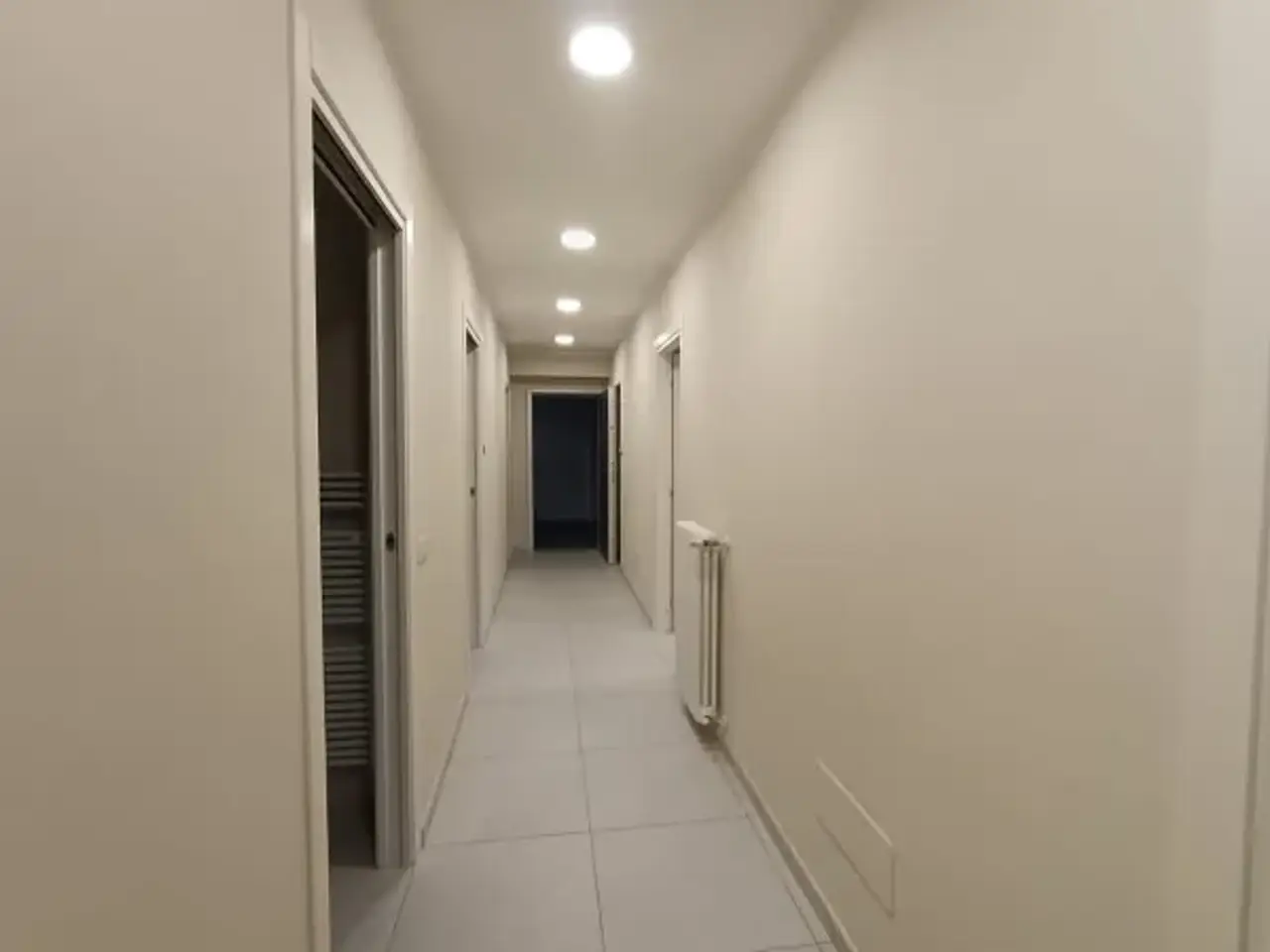 Ufficio in Viale dei Partigiani 24, Asti, {3} - Foto 2